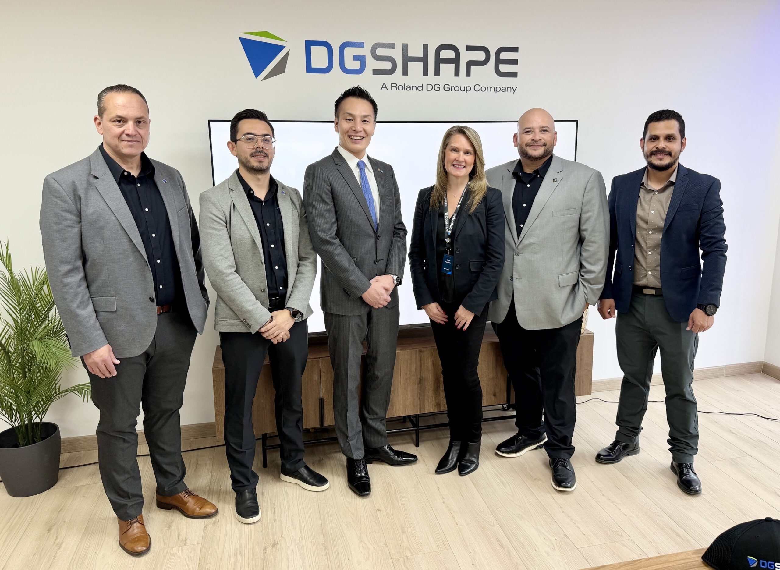 Roland DGA, DGSHAPE Colombia